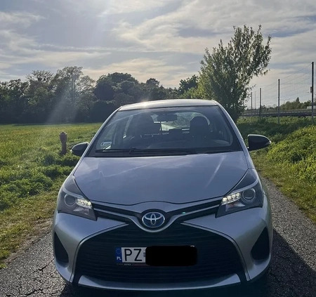 Toyota Yaris cena 49700 przebieg: 81690, rok produkcji 2016 z Mosina małe 56